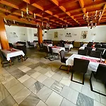מלון Schwarzes Ross & Restaurant