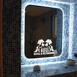 Schwarzes Ross & Restaurant מלון