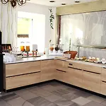 מלון Schwarzes Ross & Restaurant אוברוויזנטל