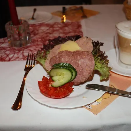 Schwarzes Ross & Restaurant 3*