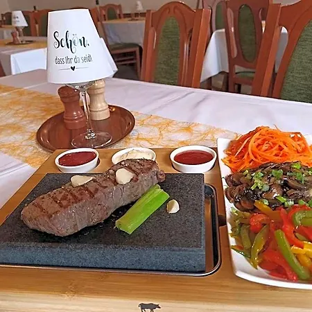 Schwarzes Ross & Restaurant Hotel Oberwiesenthal